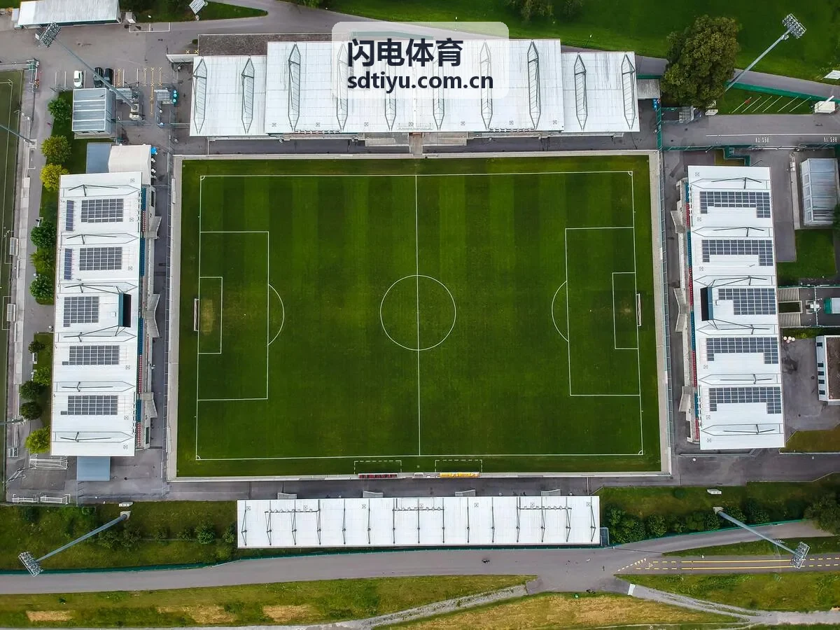 闪电体育球星故事：百米飞人的自律日常